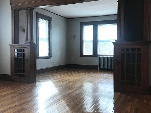 4th image of 61-63 Bigelow St #U63
