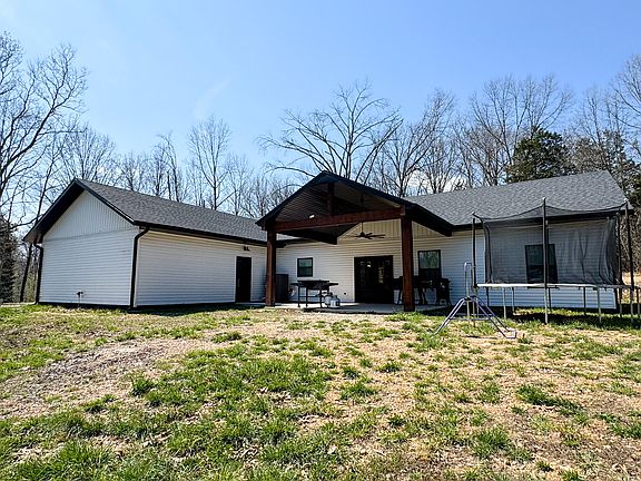 4th image of 290 Mccord Bend Road