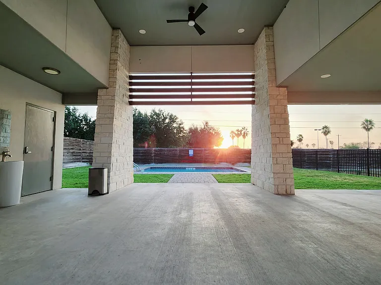 5508 Cornell Ave — Photo 24