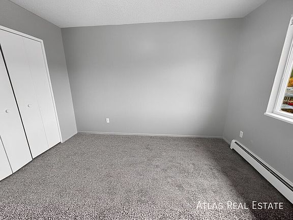 2nd image of 1931 Henderson Ave APT 12