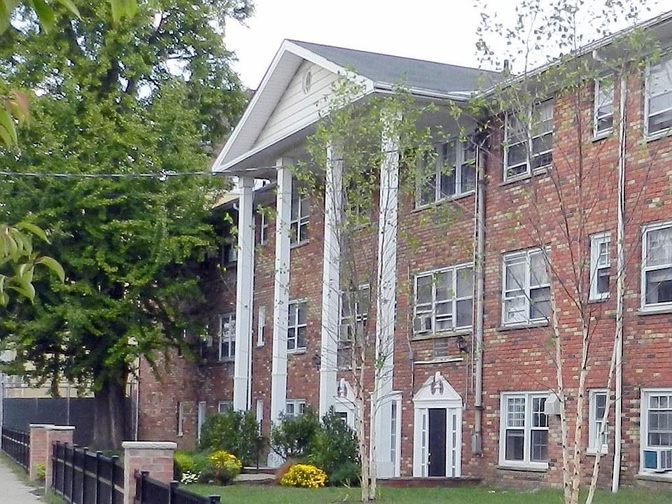 1st image of 161 Lincoln Ave #B03
