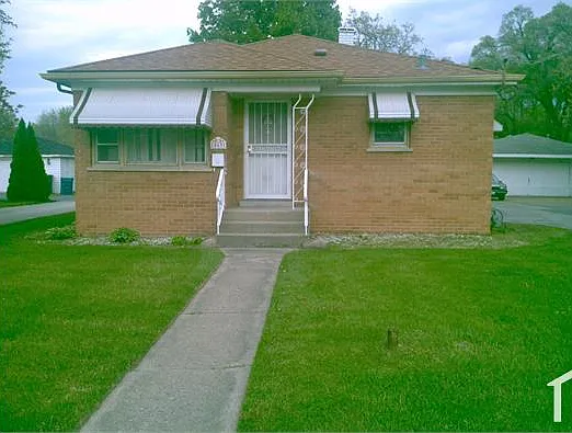 15631 S Park Ave — Photo 15