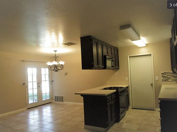 3rd image of 910 E Church Ave APT A
