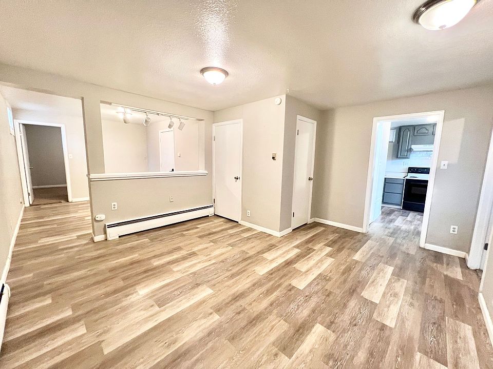 1st image of 1932 Roanoke St #1932.5