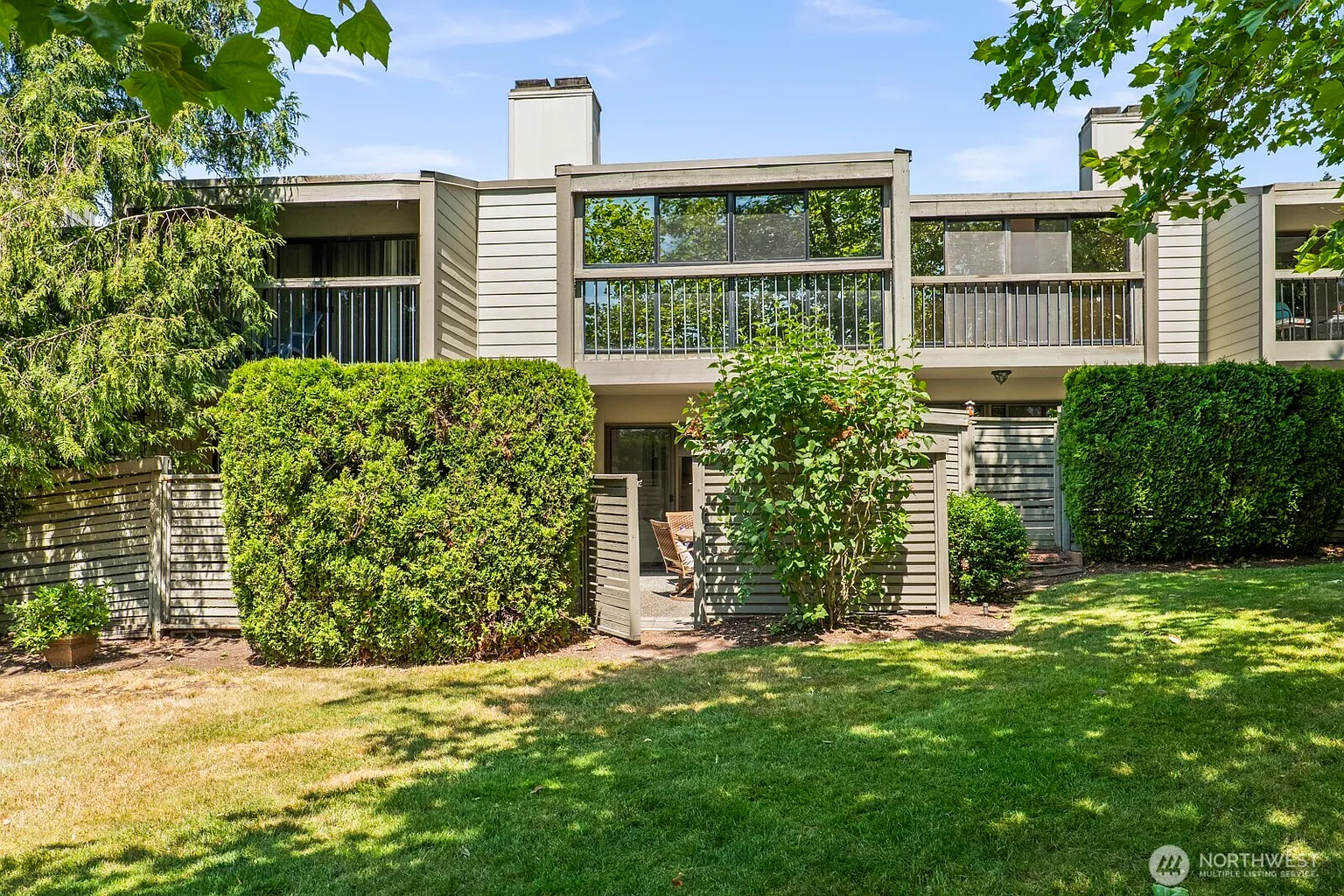 22701 Lakeview Drive #D5 photo 1