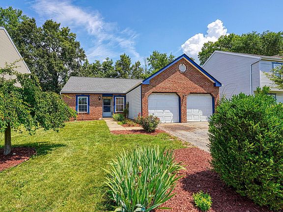 2nd image of 1692 Westmeadow Dr