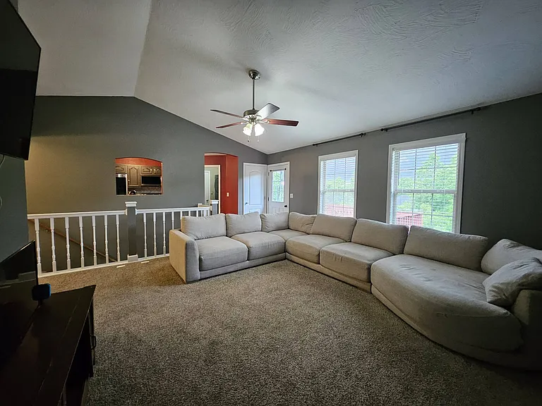 15630 Top Dr — Photo 4