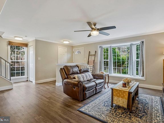 5th image of 5919 Berkshire Ct