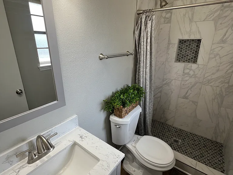 6311 Louisville Ave — Photo 7