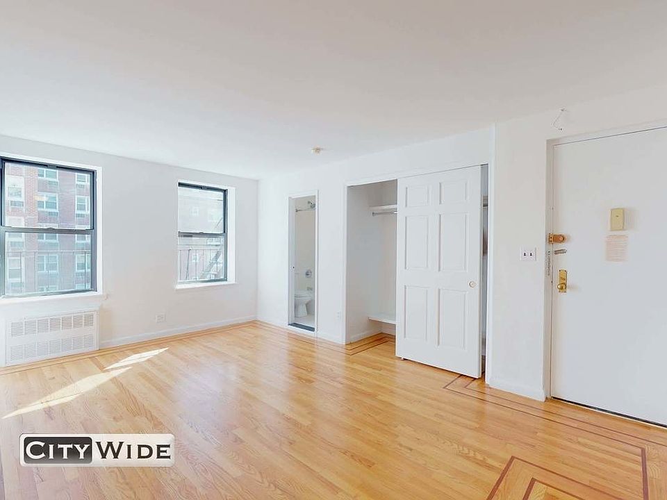 1st image of 30 Charlton St APT 6D