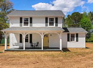 1202 Three M Ln, Alton, VA