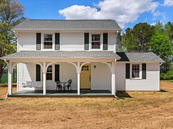 1202 Three M Ln, Alton, VA 24520