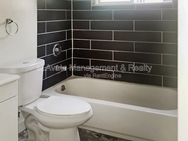 4203 S Olive St #3 — Photo 4
