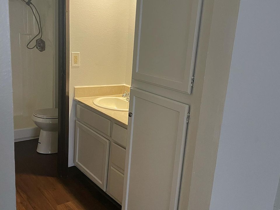 1st image of 363 E Gilbert St #113