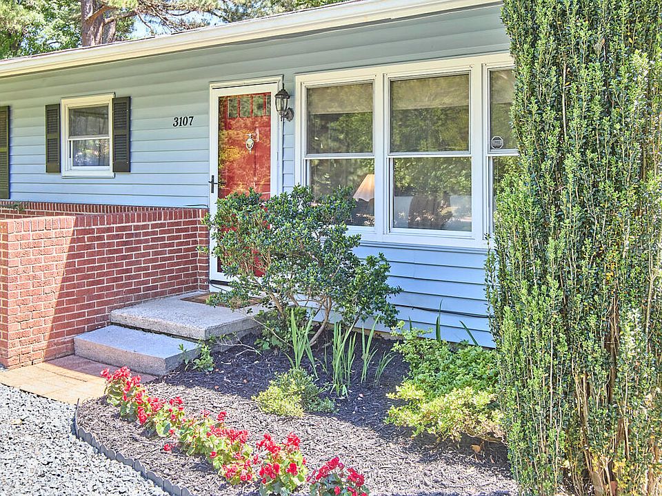 1st image of 3107 Rosebriar Dr