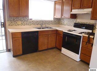 1138 H St, Sparks, NV 89431