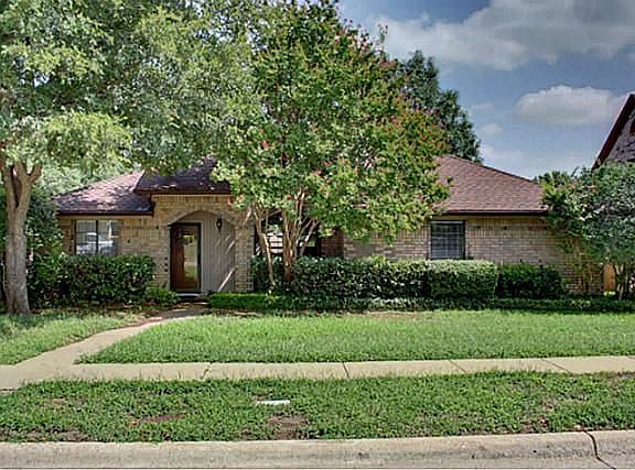 2nd image of 2906 Princewood Dr