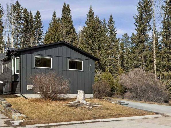 511 Larch Pl, Canmore, AB T1W 1R9