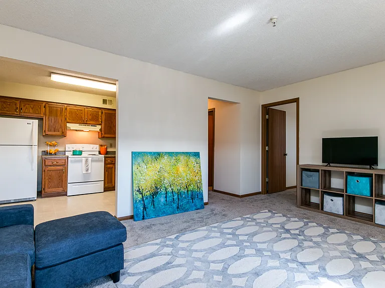 1620 McCain Ln — Photo 5
