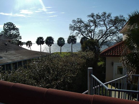 Roof Top Deck 