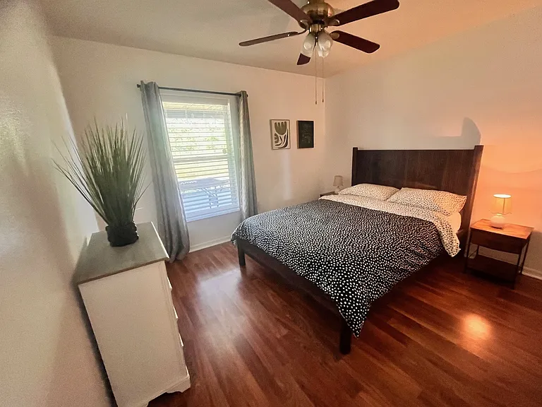 Tremont Dr — Photo 18