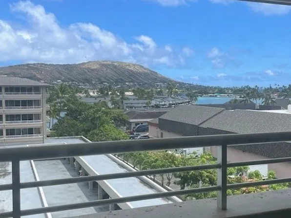 1 Keahole Pl APT 2602, Honolulu, HI 96825