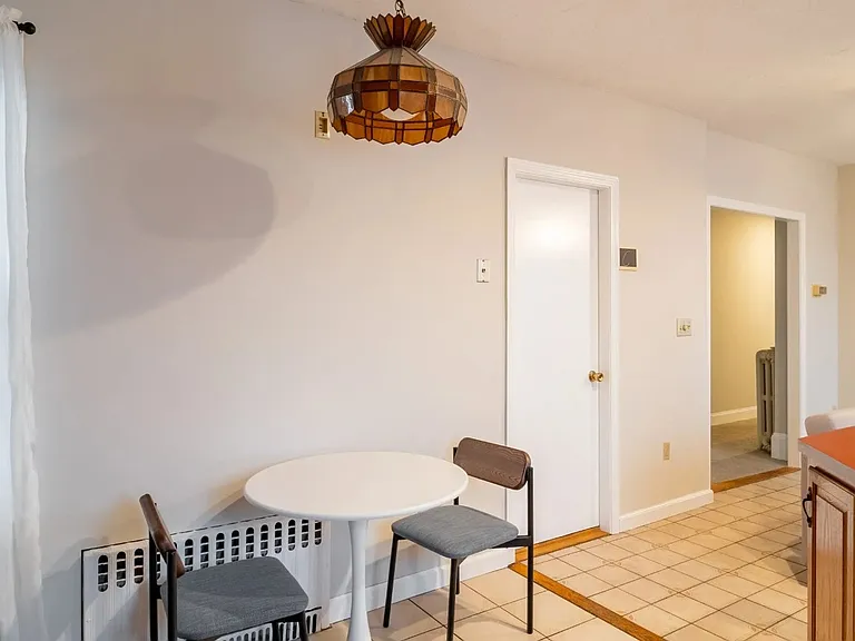 88 Glen St #2 — Photo 7