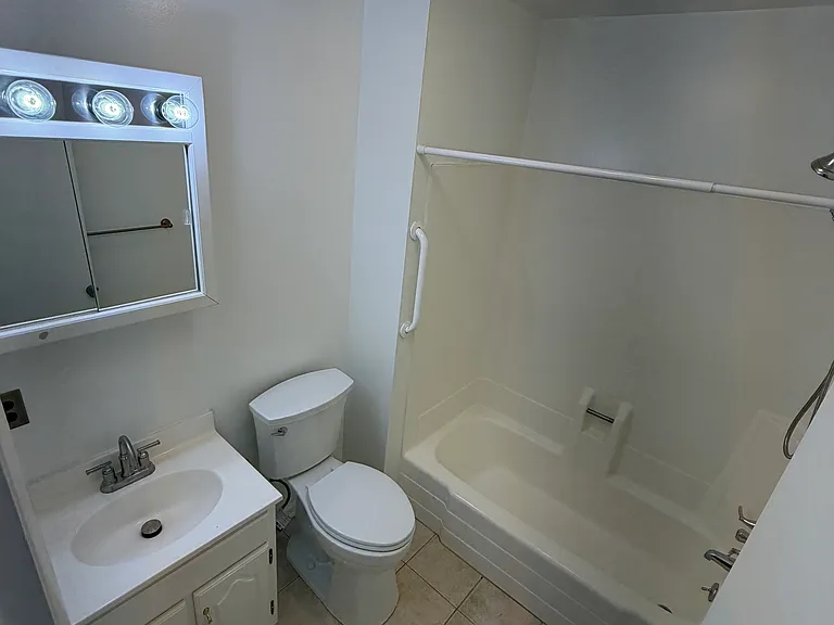 2904 State Hill Rd #F9 — Photo 14