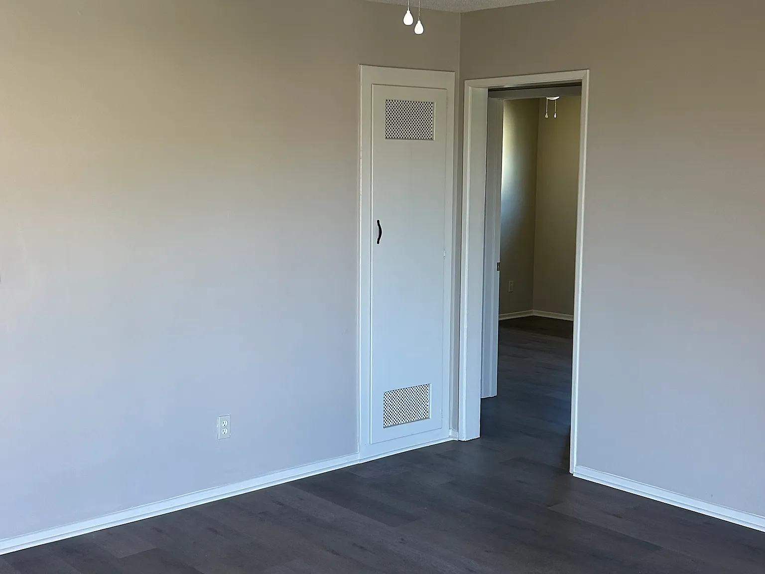 3 bed, 1135 sqft, $2,900 — Photo 4