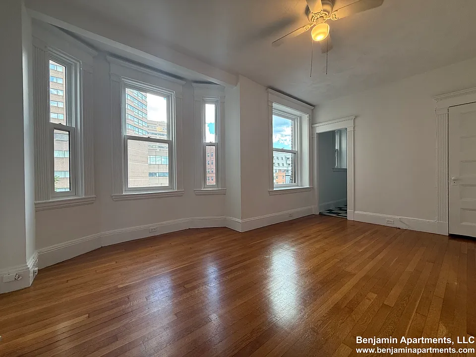 8 Garrison St #620