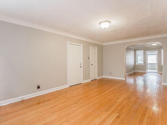 4th image of 7260 Dartmouth Ave #1
