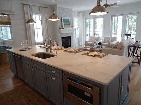 Kitchen Island