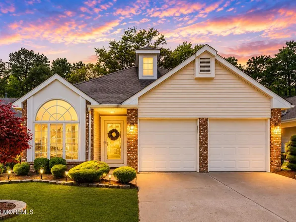 2429 Agincourt Road, Toms River, NJ 08755
