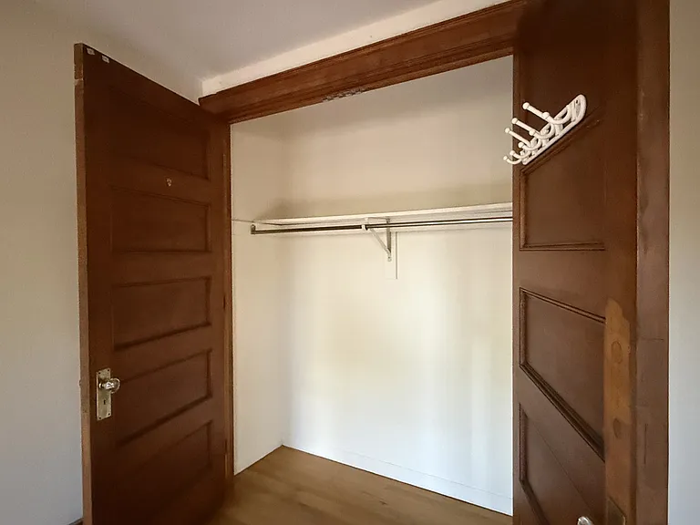 274 Alexander St #3 — Photo 6
