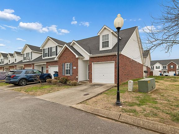 3rd image of 4869 Chelanie Cir