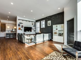 706 N Racine Ave #ID1255556P, Chicago, IL 60642