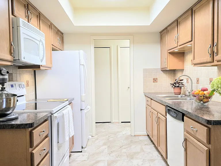 16810 Edloytom Way #175 — Photo 6