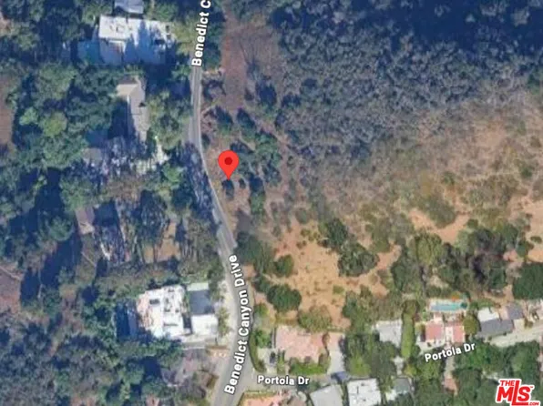 2232 Benedict Canyon Dr, Beverly Hills, CA 90210