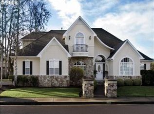 3310 Park Hills Dr, Eugene, OR