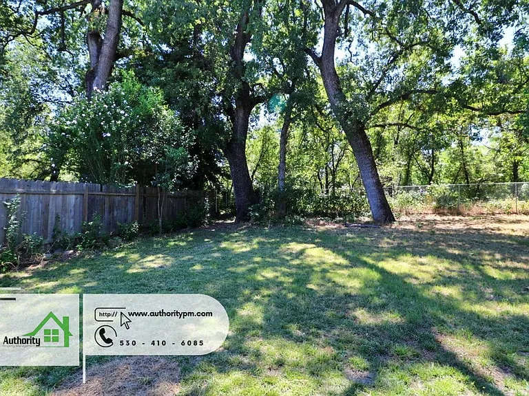 6822 Creekside St — Photo 21