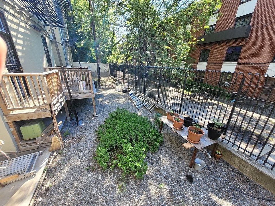 1st image of 300 Quincy St #1BB
