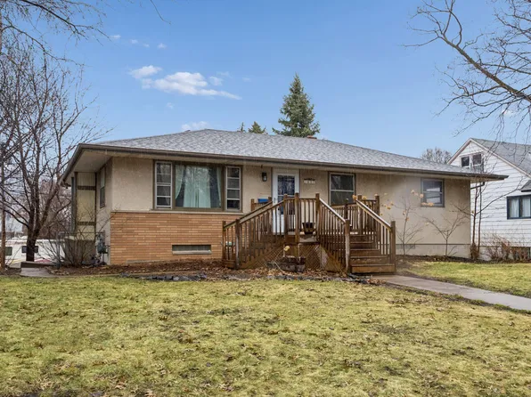 2637 5th Ave E, North Saint Paul, MN 55109