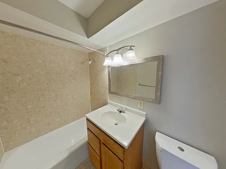 206-8690 Broadview Rd #206 — Photo 6