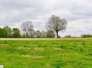 115 Gleneagles Rd, Campobello, SC 29322