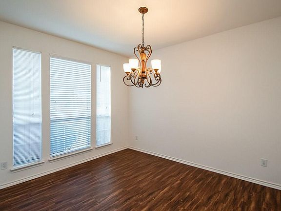 2nd image of 9656 Wyndbrook Dr
