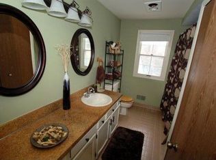 2327 Harness, West Bloomfield, MI