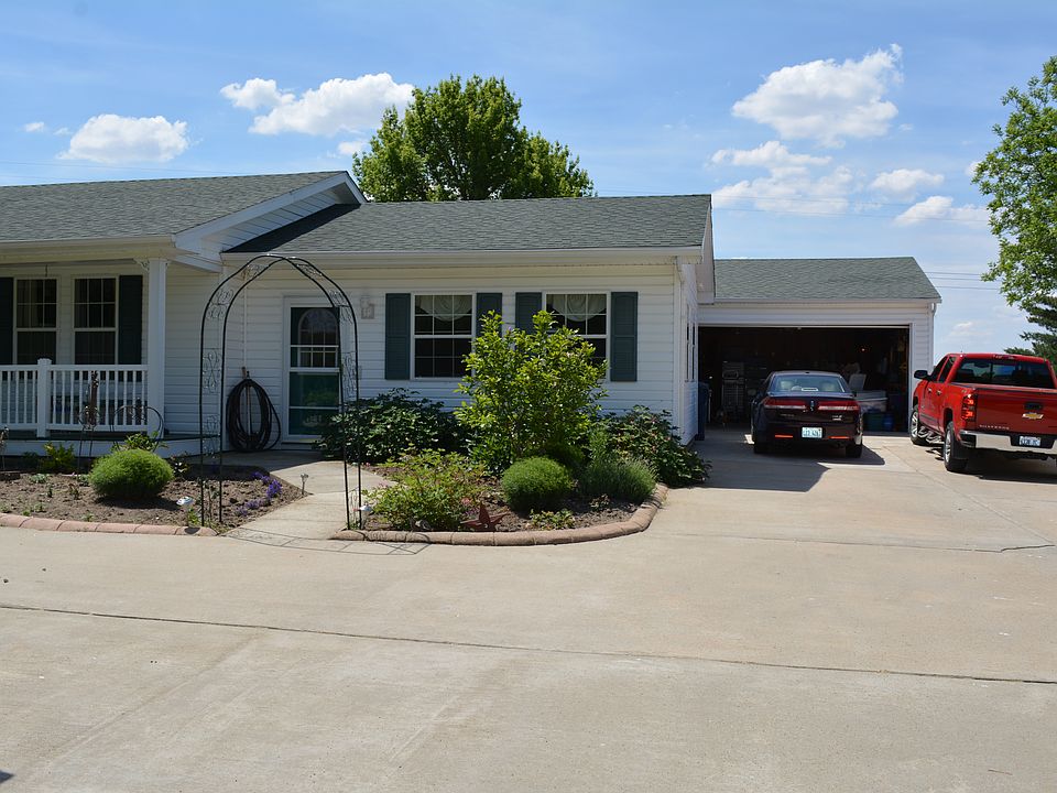 109 Lakewood Estates, Camargo, IL 61919 Zillow