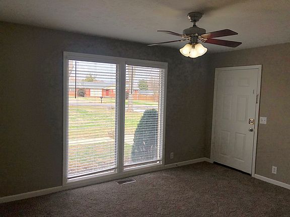 2nd image of 140 Hickory Heights Dr #1