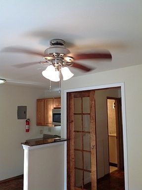 4th image of 1474 Neil Ave APT P