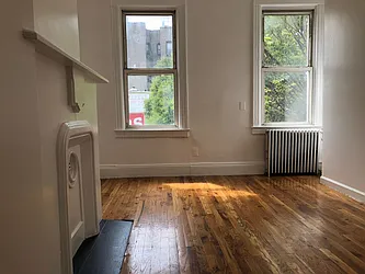 Rented by Premier Metro Realty Corp